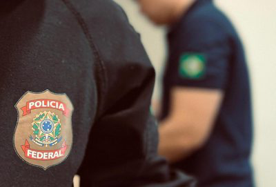Operação Sem Desconto: PF bloqueia R$ 20 milhões em imóveis ligados a fraude contra aposentados do INSS