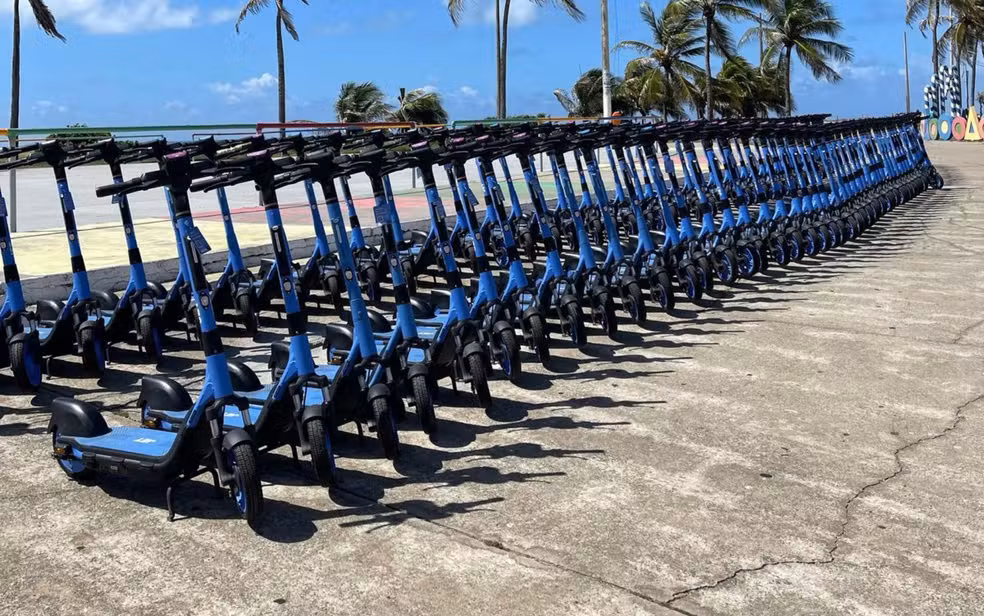 SMTT de Aracaju toma medidas para regulamentar uso de patinetes elétricos após vídeos virais