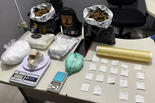 Mulher é presa suspeita de tráfico de drogas em Boquim