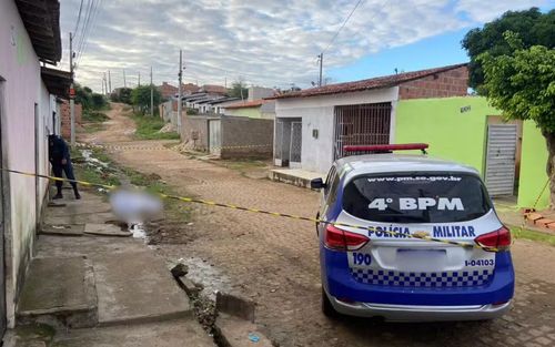 Homem é morto com golpes de facão em Canindé do São Francisco