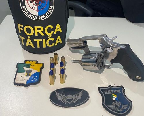 Força Tática e GETAM prendem homem após disparos de arma de fogo em residência