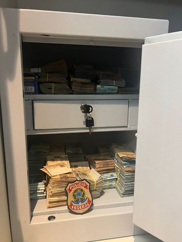 Polícia Federal cumpre mandados em 16 estados contra fraudes em aposentados