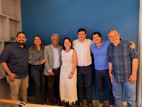 Emília Corrêa reúne nomes do Republicanos para discutir rumos da oposição, mas ausências chamam atenção