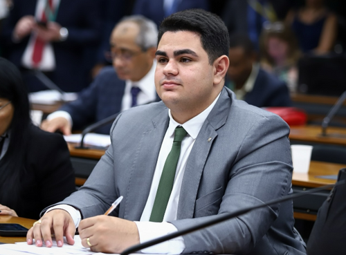 Ministro Floriano pede destaque e TSE retira de julgamento processo que pode cassar mandato de Ícaro de Valmir