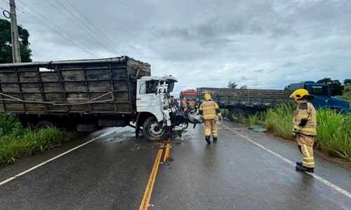 Colisão entre caminhões deixa dois feridos na rodovia entre Simão Dias e Pinhão