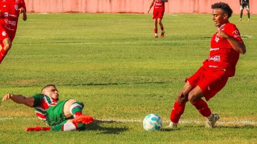 Em jogo marcado por lance polêmico, América e Sergipe empatam por 2 a 2