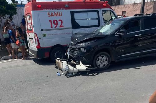 Passageira de motocicleta morre após colisão com carro em Nossa Senhora do Socorro