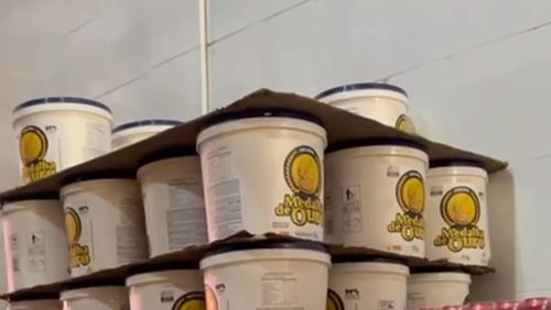 Carga de margarina roubada na Bahia é achada escondida em panificadora de Itabaiana