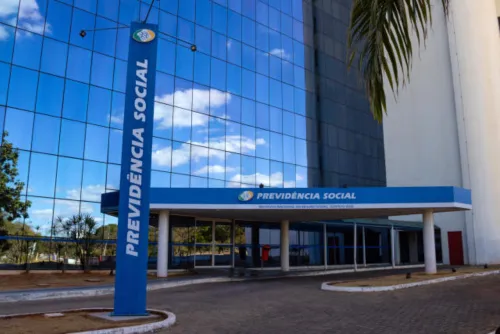 Atendimento do INSS será interrompido em todo o país a partir de quarta