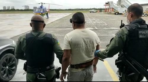 VÍDEO: Sapão, considerado o maior traficante de Sergipe pela SSP chega ao estado, após ser preso no Rio