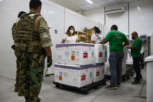 Sergipe recebe uma nova remessa com mais de 25 mil doses da vacina Pfizer