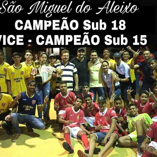 Escolinha de futebol e futsal incentiva a prática esportiva em São Miguel do Aleixo