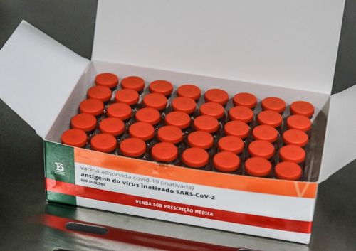 Sergipe recebe mais de 67 mil doses de vacinas que imunizam contra o coronavírus