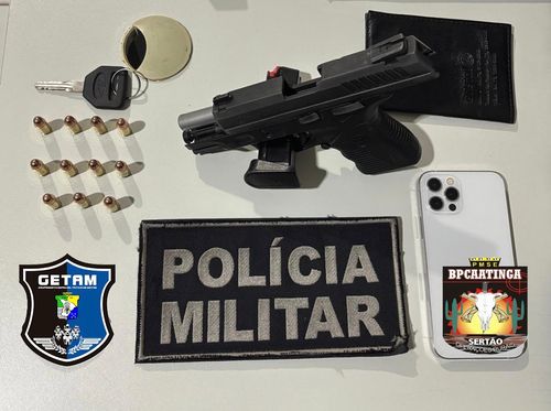 Homem é flagrado com arma de fogo durante ação do Getam e BPCAatinga em Campo do Brito