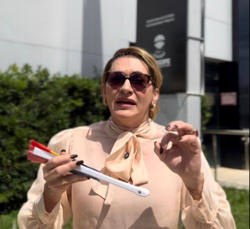 Três pessoas são indiciadas por crimes de transfobia contra a deputada Linda Brasil