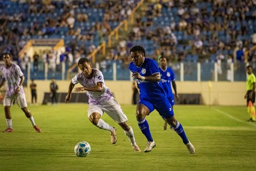 Confiança e Falcon empatam sem gols na Arena Batistão, em Aracaju