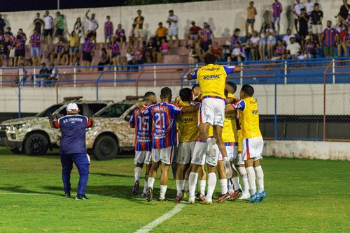 Itabaiana vence Desportiva Aracaju de virada e se mantém na liderança do Sergipão 2026