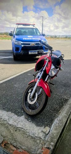 Moto com placa adulterada é apreendida durante patrulhamento em Itabaiana