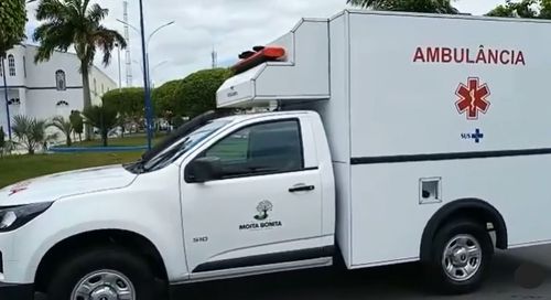NOVINHA EM FOLHA! Prefeitura de Moita Bonita entrega ambulância toda equipada à população