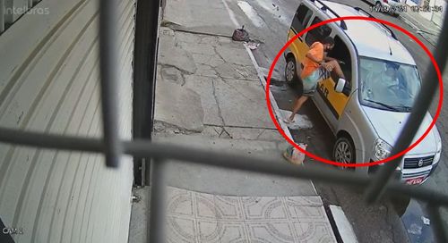 Vídeo mostra momento exato do roubo a veículo escolar seguido de sequestro em Socorro. Assista