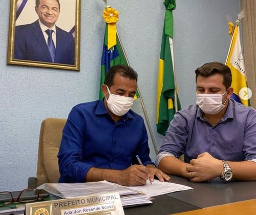 Prefeito Adailton Sousa assina projeto de lei que autoriza Itabaiana a participar de consórcio para a compra de vacinas