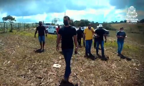 VÍDEO: secretário de estado da Agricultura visita Carira e fala sobre safra recorde de milho neste ano