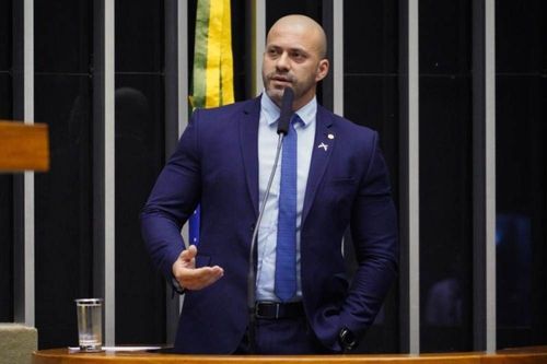 Câmara reativa Conselho de Ética e entra com representação contra o deputado Daniel Silveira