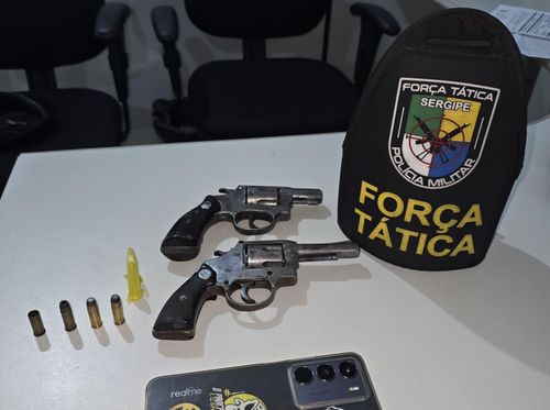 Homem é preso pela Força Tática e 1ª CIA do 3º BPM por porte ilegal de arma de fogo em Campo do Brito