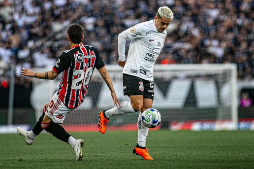 Corinthians x São Paulo: onde assistir ao vivo e escalações do