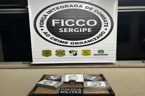 Homem é preso com 5,5 kg de cocaína na BR-101 em Laranjeiras 
