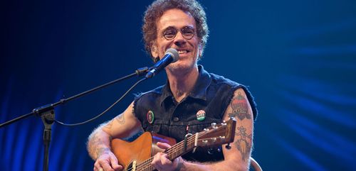 Nando Reis anima o Verão Sergipe em Pirambu; veja a programação