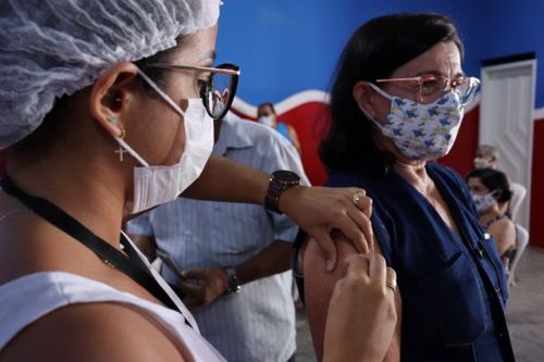 Vacinação contra o coronavírus para pessoas a partir de 48 anos ocorre hoje, 20, em Itabaiana