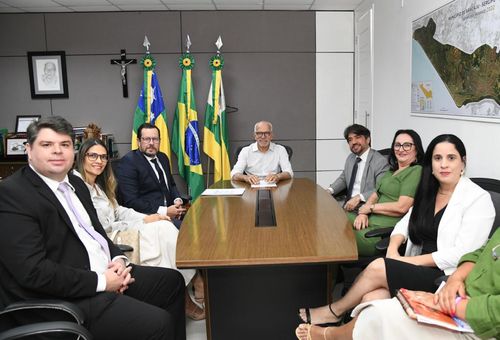 Prefeito Edvaldo Nogueira lança edital para concurso de procurador municipal de Aracaju