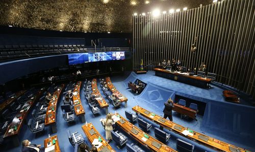PEC da reforma eleitoral é aprovada em segundo turno no Senado, mas sem a volta das coligações