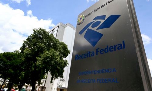 Créditos fictícios: Receita Federal mira irregularidades milionárias em 30 municípios