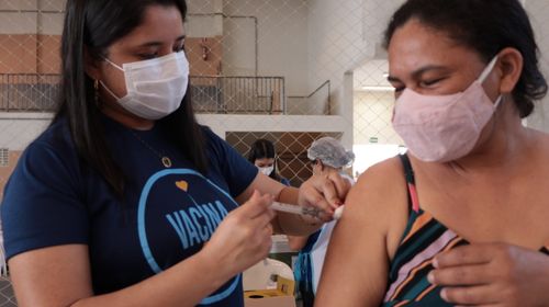 Imunização contra o coronavírus continua ocorrendo em Itabaiana. Confira quem se vacina