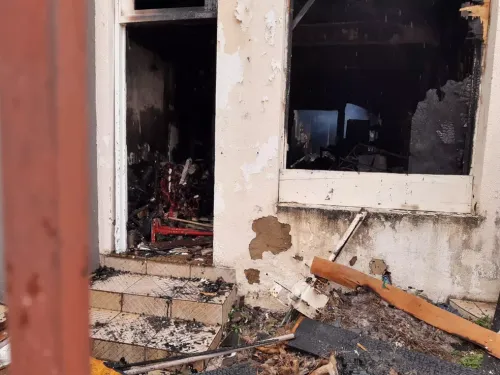 Incêndio destrói depósito que armazenava material de festas em Aracaju